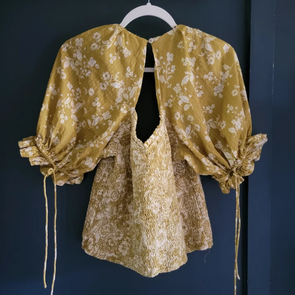 Anthropologie‎ Cotton Seersucker Smocked Puff-Sleeve Crop Top Large Chartreuse - Picture 10 of 15